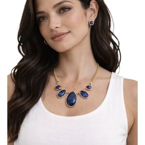 Avon Signature Collection Twilight Blue Statement Necklace & Earrings Set Gold